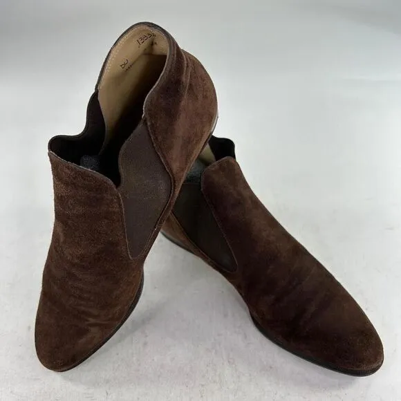 Salvatore Ferragamo Womens Espresso Brown Suede Boots US 7 AA Ankle Chelsea Boot