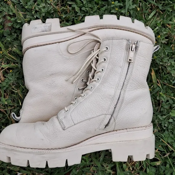 Sam  Edelman  Combat Boots women size 8 Cream