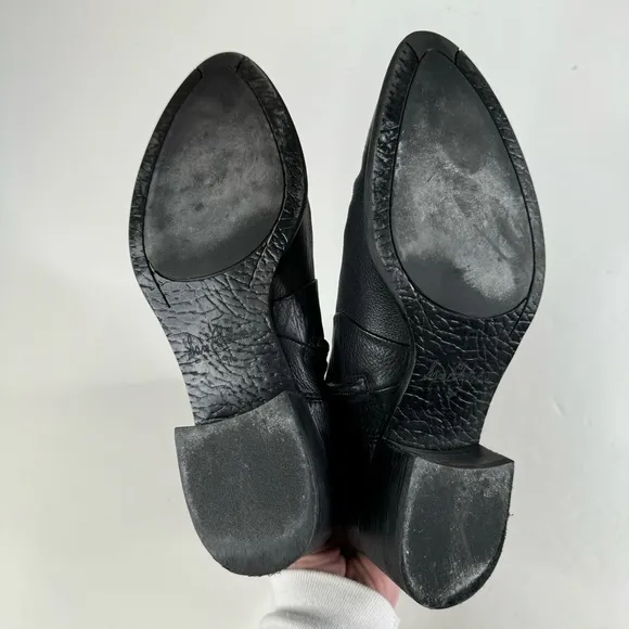 Sam Edelman Hilary Black Pebbled Leather Ankle Boots Size 9.5