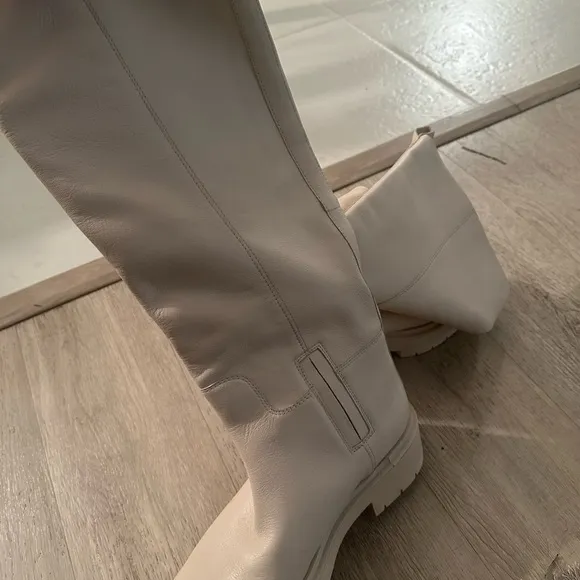 Sam Edelman NWT Leather knee high boot