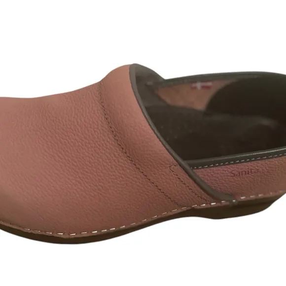 SANITA Professional Rose Oil Leather Slip On Shoes Women’s Size 40