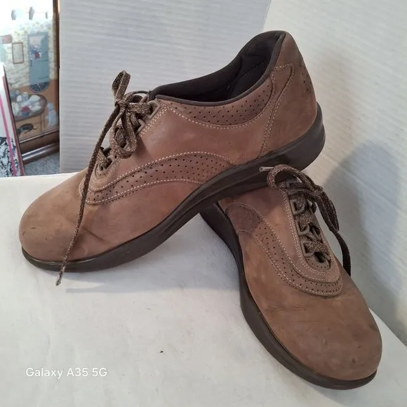 SAS Men's Brown Leather Oxford Comfort Shoes  Size 10 1/2