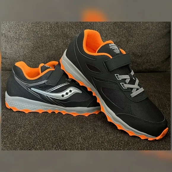 Saucony Cohesion TR14 AC Black/Orange Color Big Boy Shoes -Size 7W