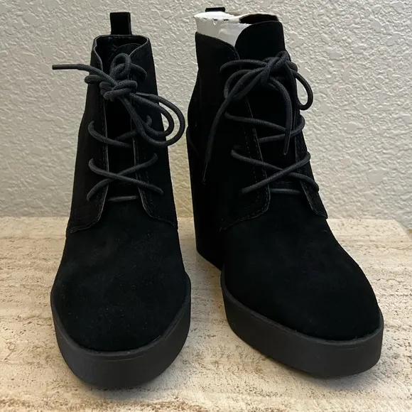 SB15 Jessica Simpson Women’s Mesila Wedge Bootie Ankle Boot,Black,Size10