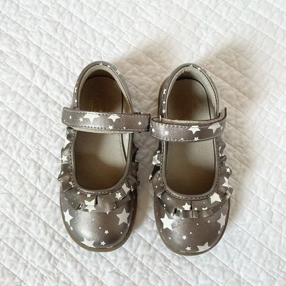 See Kai Run Pewter Leather Mary Jane Shoes