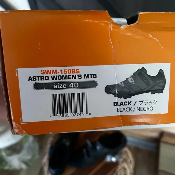 Serfas women’s Black Cycling Shoes with Silver Accents