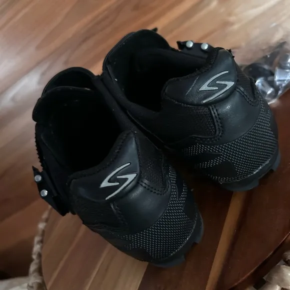 Serfas women’s Black Cycling Shoes with Silver Accents