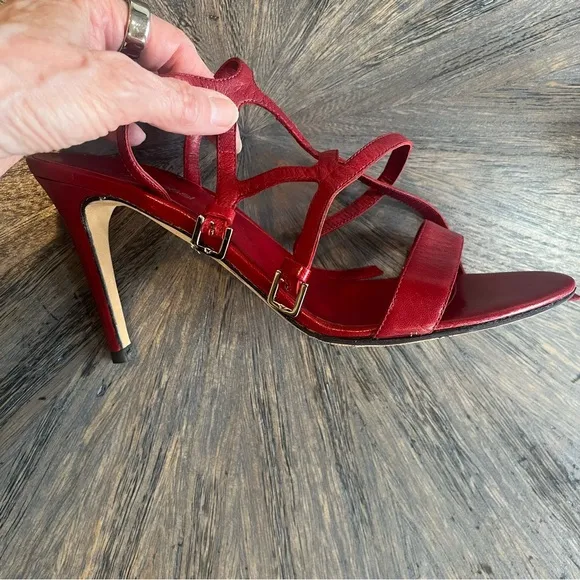 Sergio Rossi Luxury Red Strappy Women's Sandals 38 1/2 is size 8 in US women’s.