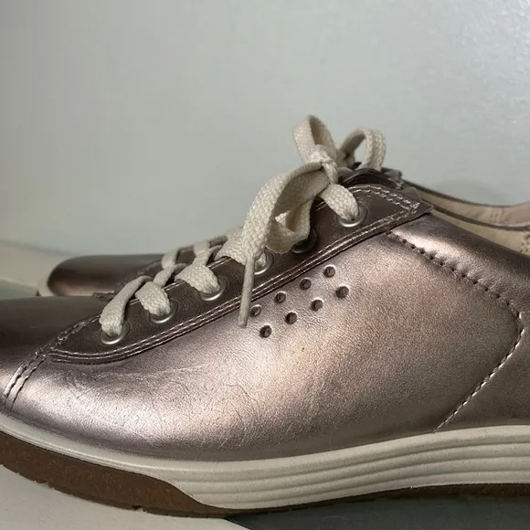 Shoes Ecco Chase Ii Tie In Moon Rock Metallic Women Casual Sneaker 40 (US 9-9.5)