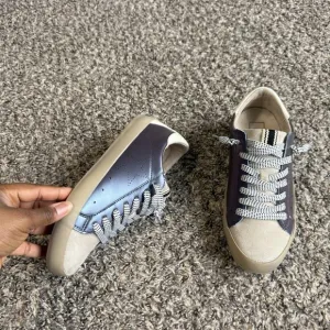 Shu Shop Mia Teal Star Sneakers Shoes Gray Leather Size 6.5 New
