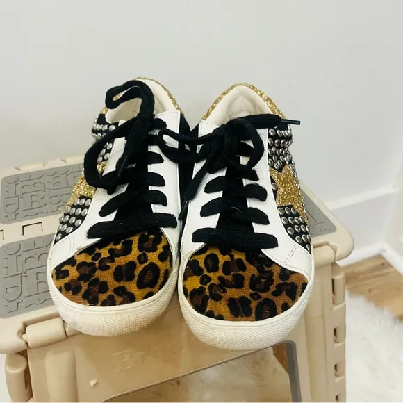 Simply Southern and boutique sneakers leopard fashion shoes sz 7