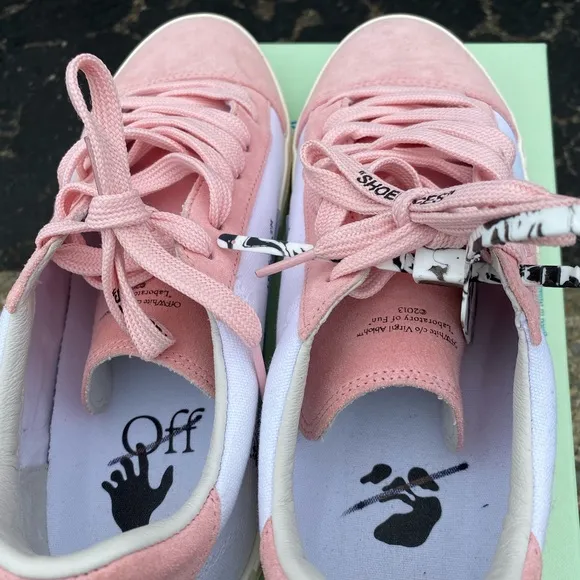 Size 11 - Off-White Vulcanized Low Pink/White