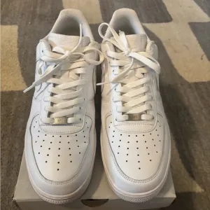 Size 13 Nike Men's Airforce 1