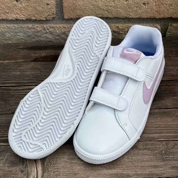 Size 3Y Kids Nike Court Royale (PSV)  White/Pink/Blue 833536-108