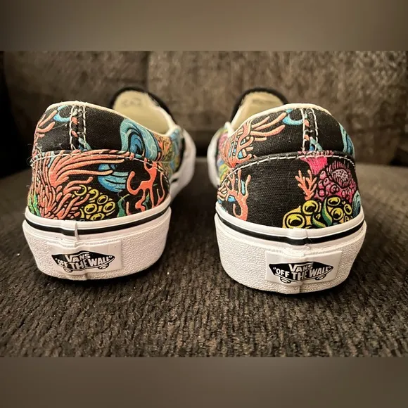 Size 4.5 Men’s Women’s 6.5 - VANS Classic Slip-On coral reef Barely Worn