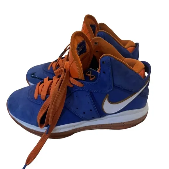 Size 7.5- Nike‎ LeBron 8 HWC