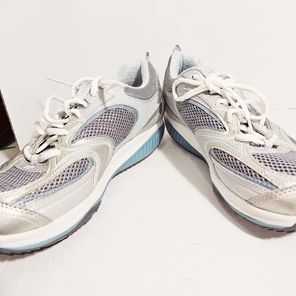 Skechers Shape Ups White Gray Tennis Shoes Size 10