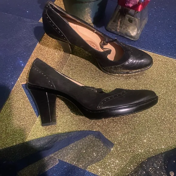 SOFFT MARY JANE BLACK SUEDE LEATHER PERFORATED THICK HEELED Shoes CLASSIC LOVELY