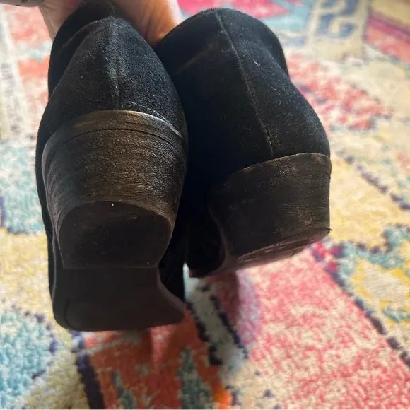 Soft walk rocklin Women’s Black Suede Ankle Boots 8.5
