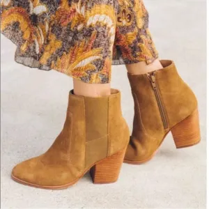 Soludos Emma Brown Stacked Heeled Chestnut Suede Ankle Boots Booties 9.5