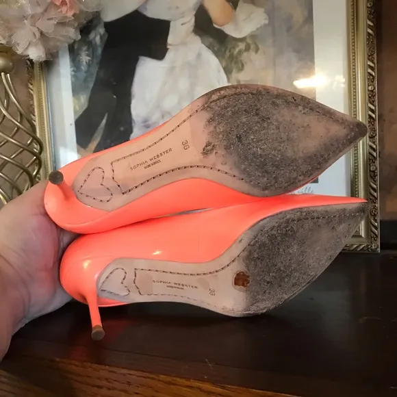 SOPHIA WEBSTER &quot;LOLA&quot; PATENT LEATHER TANGERINE CLASSIC PUMP HEELS (36)