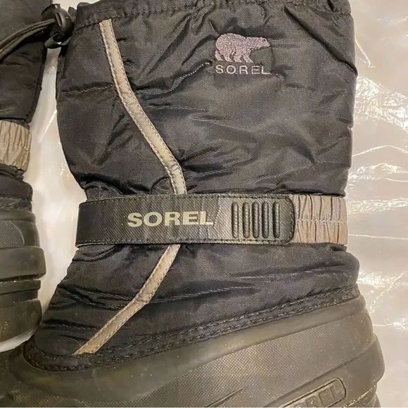 Sorel boots nylon waterproof Black w/gray trim SZ 6