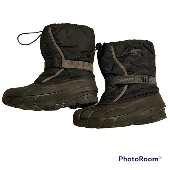 Sorel boots nylon waterproof Black w/gray trim SZ 6