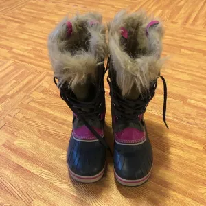 Sorel boots, size:5