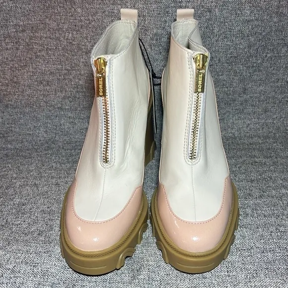 Sorel Brex Heel Zip Boots. NWT