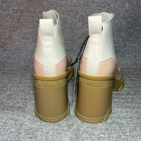 Sorel Brex Heel Zip Boots. NWT