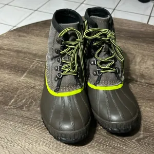 Sorel Canvas Waterproof Lace Up Duck Boots Size 4