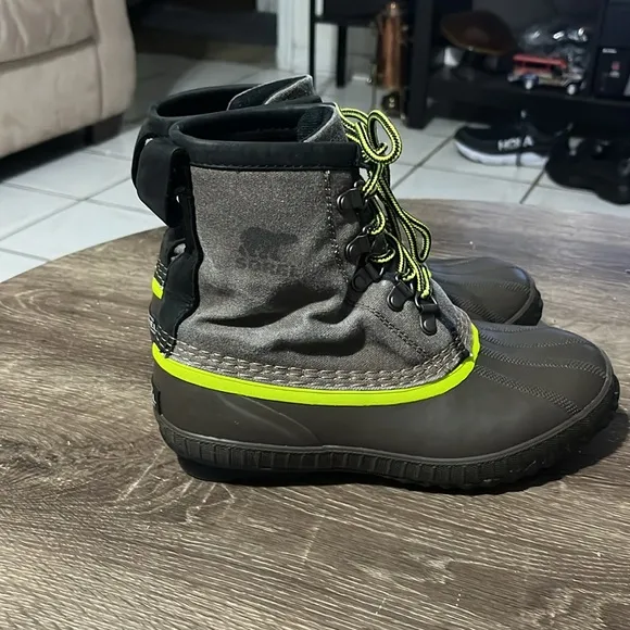 Sorel Canvas Waterproof Lace Up Duck Boots Size 4
