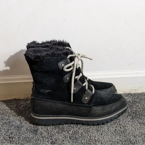 Sorel Cozy Joan Waterproof Snow Boots Women's Size 7