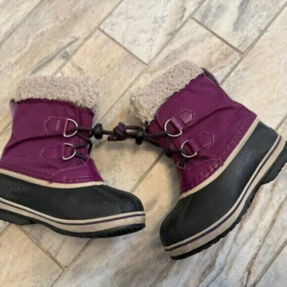 Sorel girls size 12 plum/black Waterproof snow boots
