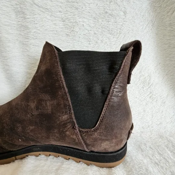 Sorel Harlow Chelsea Leather Boots Blackened Brown size 9.5 Waterproof
