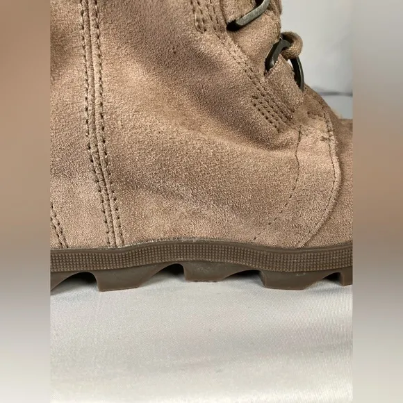 Sorel Joan Artic Suede Boot Ash Brown Leather Girls size 5 Gladiator