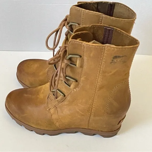 Sorel Joan Of Arctic Wedge Boots Lace Up Leather Camel Neutral Color Size 7
