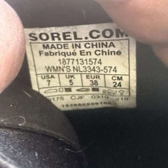 Sorel Joan of Arctic Wedge Chelsea Boots 7