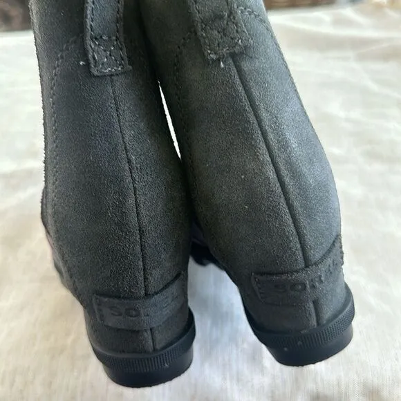 Sorel Joan of Arctic Wedge Chelsea Boots 7