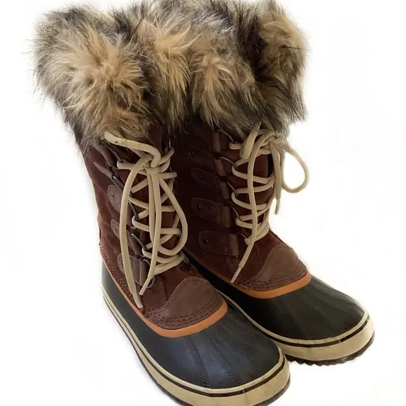Sorel Joan of Arctic Wool lined Fur Trim Tall Brown Boots. 9