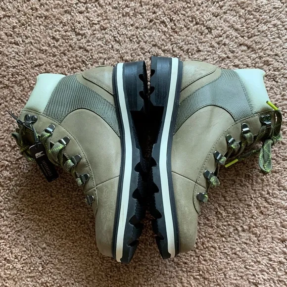 Sorel Lennox Hiker Stone Green Leather Ankle Boots Booties Waterproof 9.5