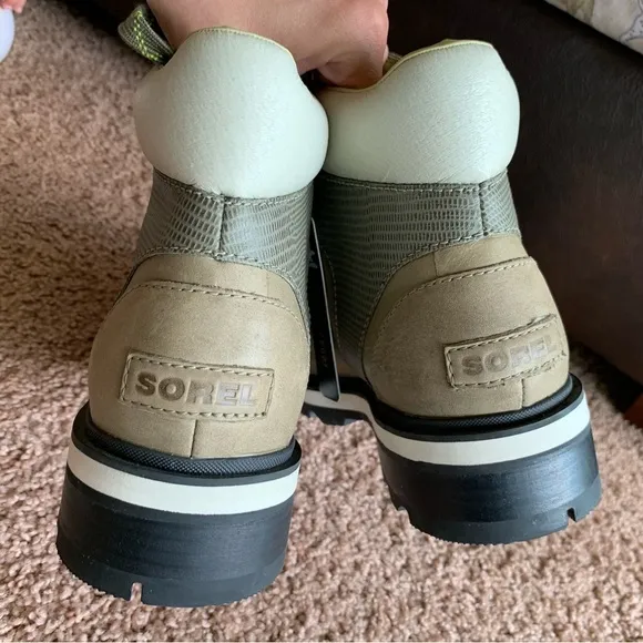 Sorel Lennox Hiker Stone Green Leather Ankle Boots Booties Waterproof 9.5