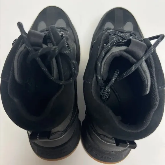 Sorel Men's Mac Hill Ultra Trace Waterproof Boots Black, Size 8 M