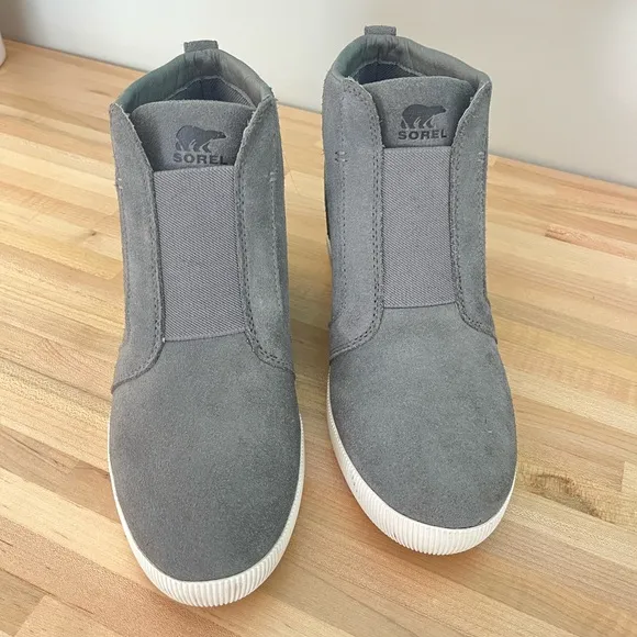 SOREL OUT N ABOUT PULL ON WEDGE BOOTS WOMEN'S SIZE 9.5 GREY