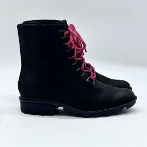Sorel Phoenix Waterproof Lace Up Boots. Size 8.5