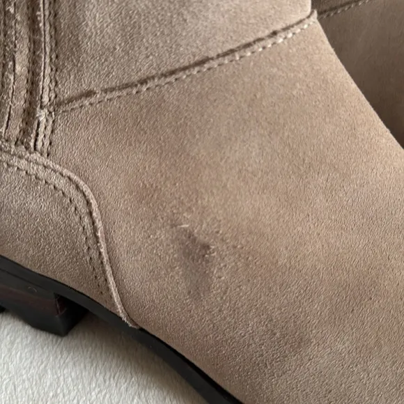 Sorel suede boots