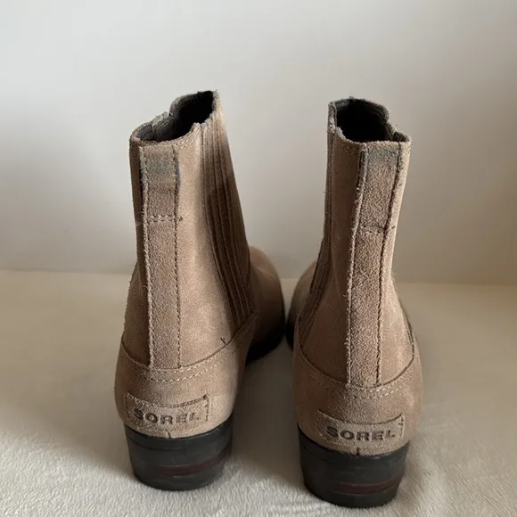 Sorel suede boots