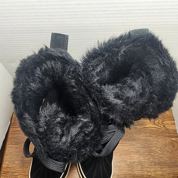 Sorel Tivoli High II Snow Boots - Black Waterproof - Size 8