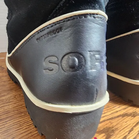 Sorel Tivoli High II Snow Boots - Black Waterproof - Size 8