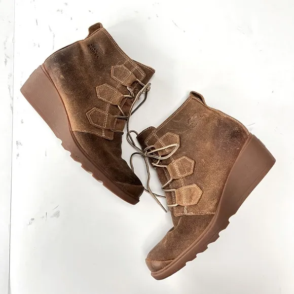 Sorel Toronto Lace Boots